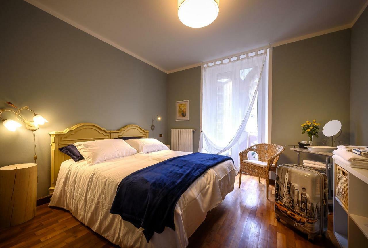 Bed And Breakfast Sweet Home Tirano Extérieur photo