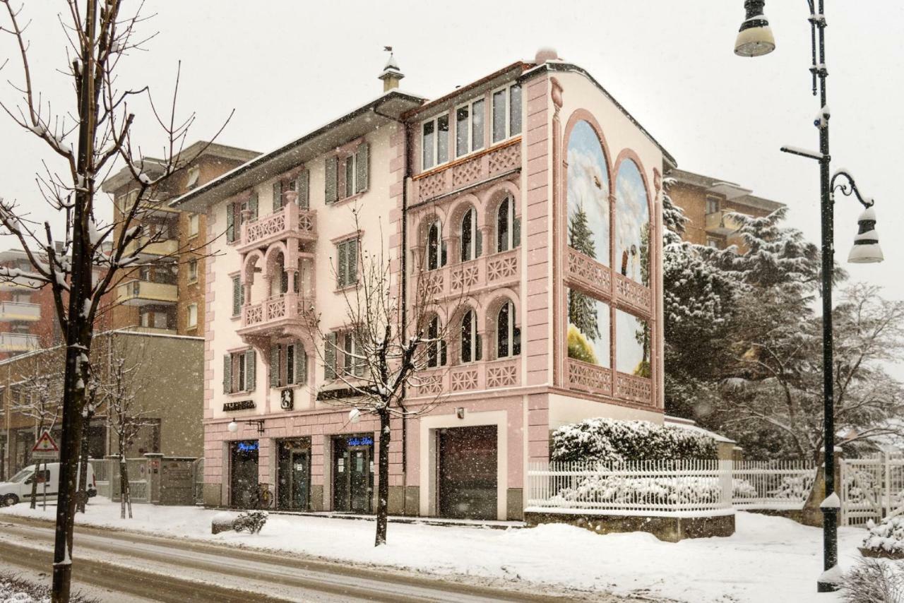 Bed And Breakfast Sweet Home Tirano Extérieur photo